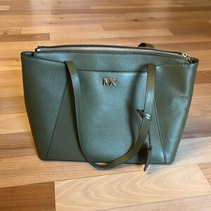 Green Michael Kors tote bag